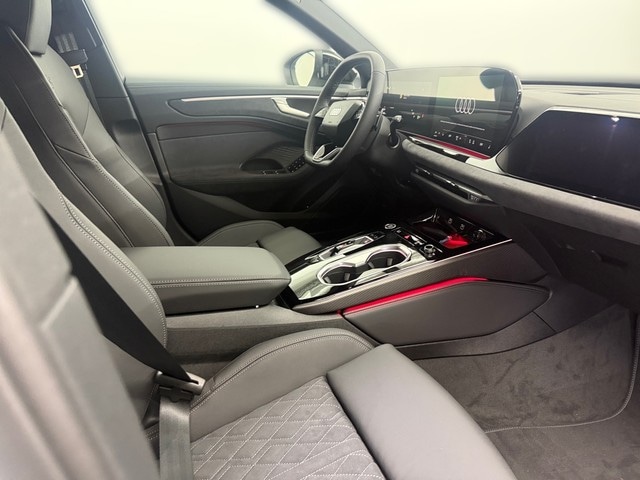 Audi A6 Avant Quattro S-Tronic