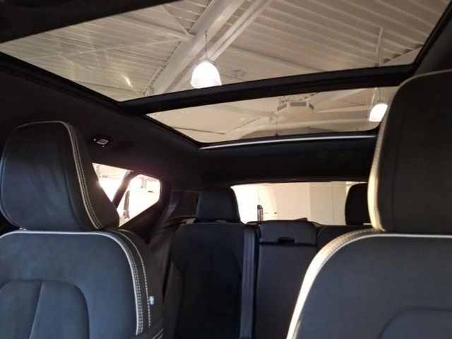 Volvo XC40 AWD R-Design