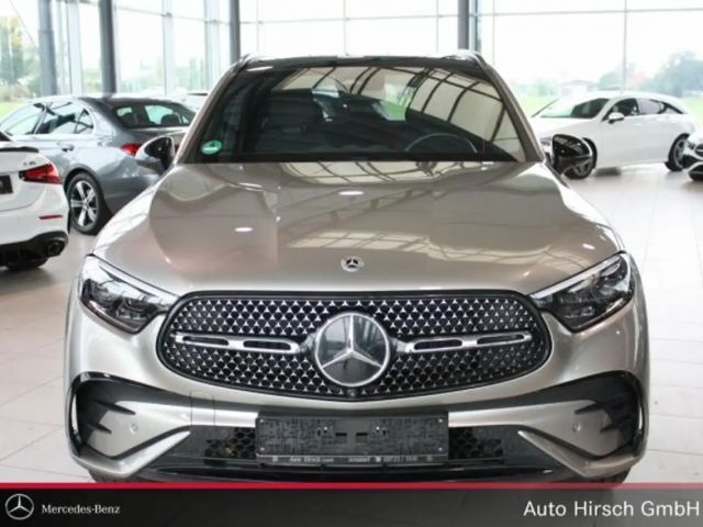 Mercedes-Benz GLC 300 4MATIC AMG Line