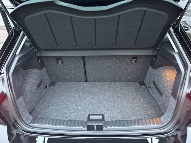 Seat Ibiza Road Edition 1,0 Navi Digitales Cockpit LED ACC Apple CarPlay Android Auto Mehrzonenklima