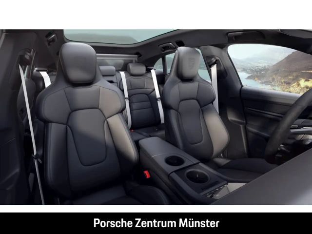 Porsche Taycan 4S Cross Turismo