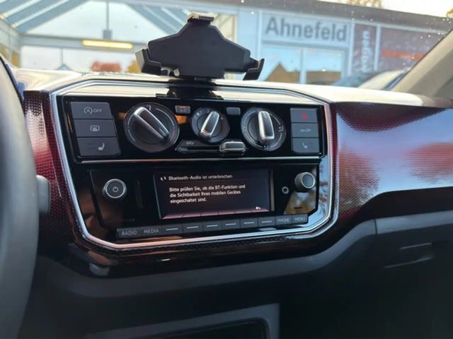 Volkswagen up! 1.0 TSI GTI