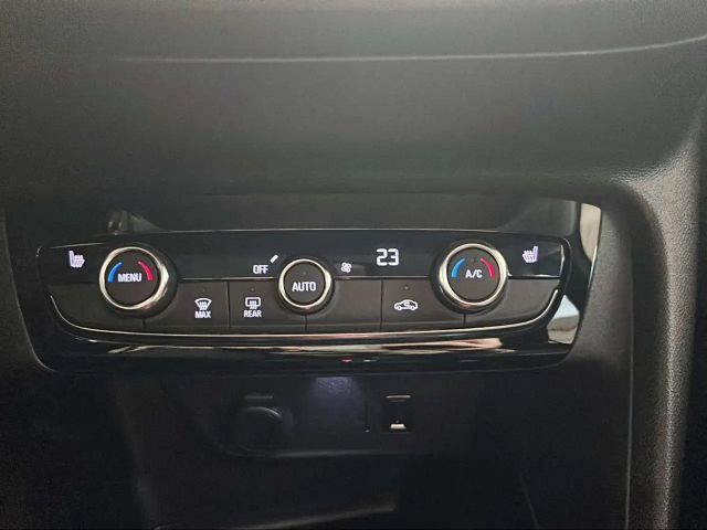 Opel Corsa Elegance business+