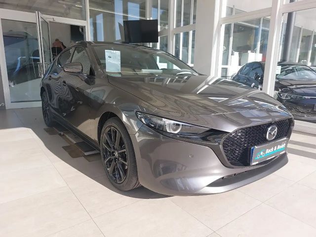 Mazda 3 Exclusive-line