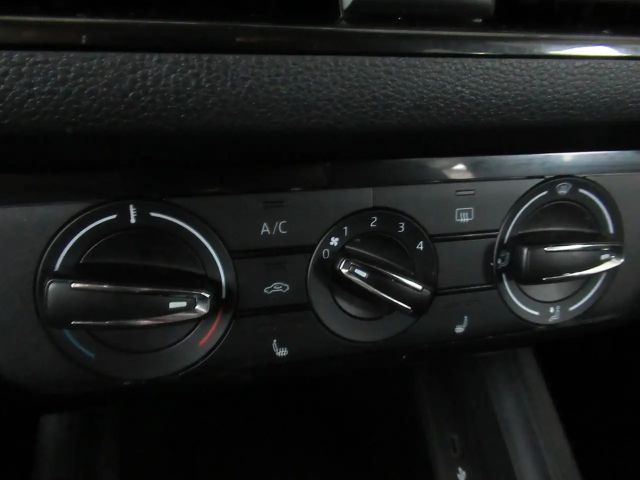 Skoda Scala 1,0 TSI Essence DSG *Sitzheizung *Spurassistent...