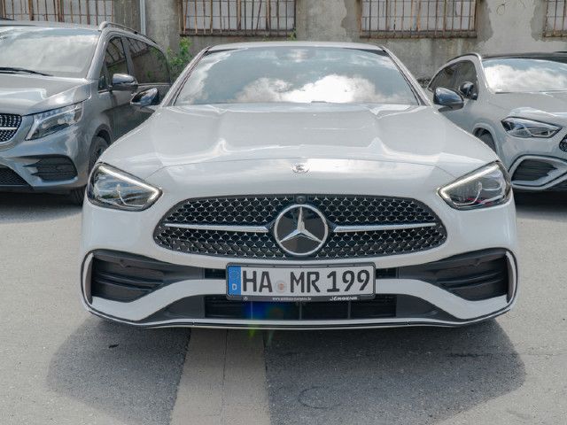 Mercedes-Benz C 200 AMG Line Sedan
