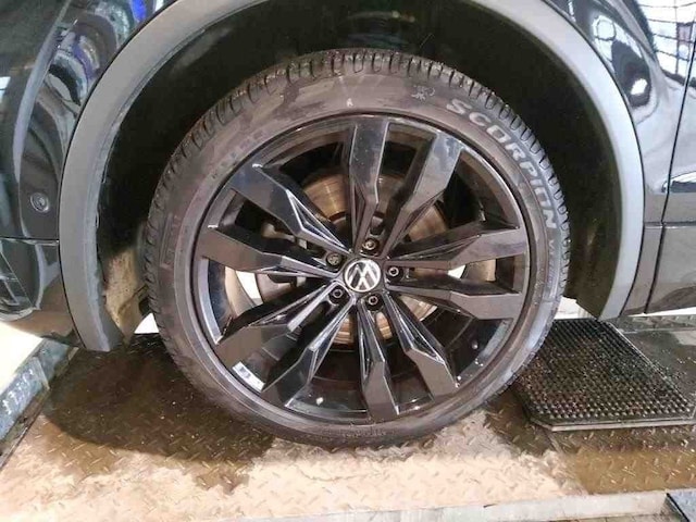 Volkswagen Tiguan 2.0 TSI Allspace DSG R-Line