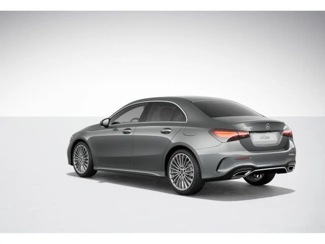 Mercedes-Benz A 180 AMG Line