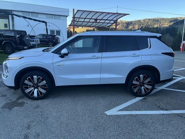 Mitsubishi Outlander Intense PHEV