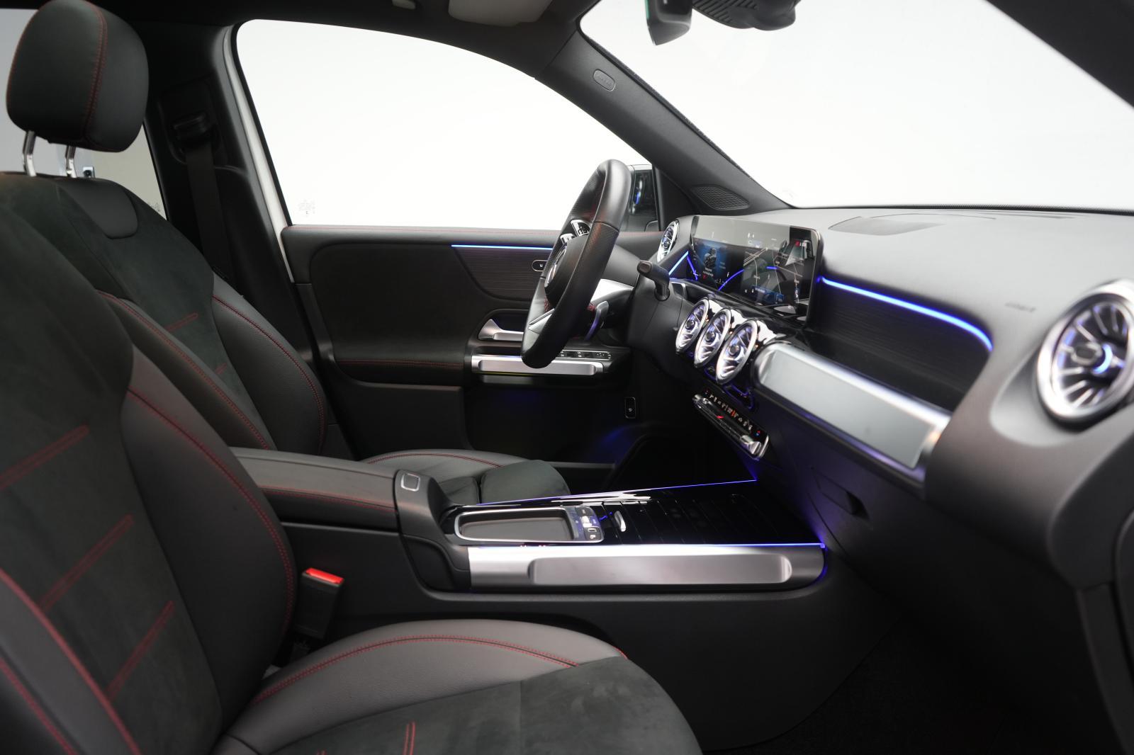 Mercedes-Benz GLB 220 AMG Line GLB 220 d