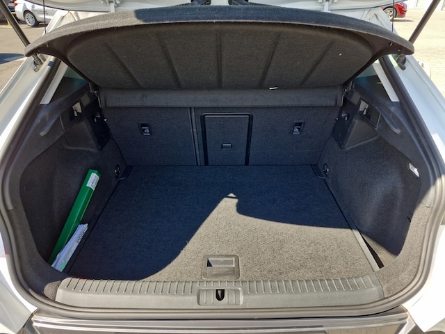 Cupra Formentor NAVI / CAM / LED / ACC