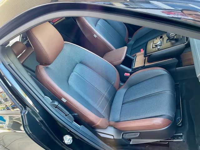 Mazda MX-30 Advantage