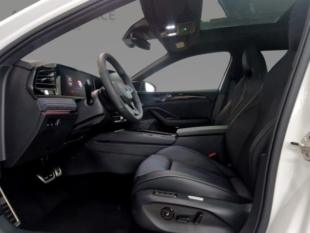 Volkswagen Passat DSG R-Line eHybrid