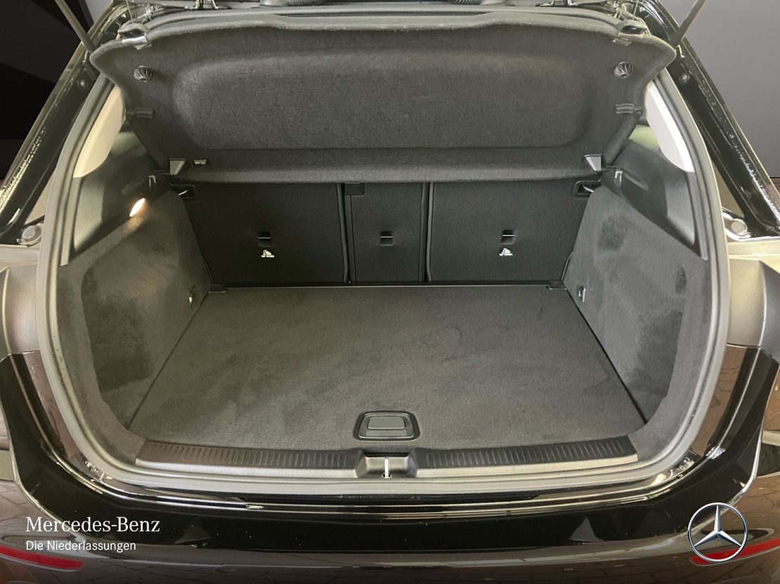 Mercedes-Benz B 180 Sedan