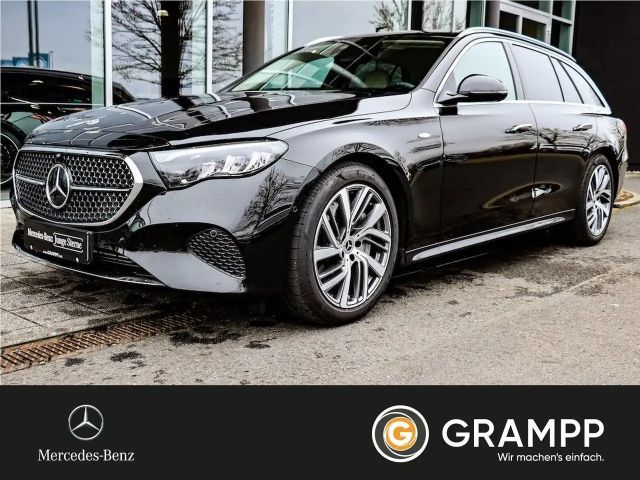 Mercedes-Benz E 300 AVANTGARDE Estate