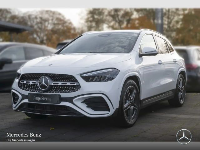 Mercedes-Benz GLA 180 AMG Line