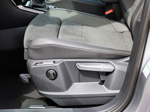 Volkswagen T-Roc 1.5 TSI DSG IQ.Drive R-Line