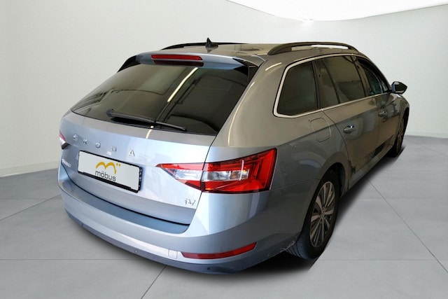 Skoda Superb 1.4 TSI Ambition Combi iV