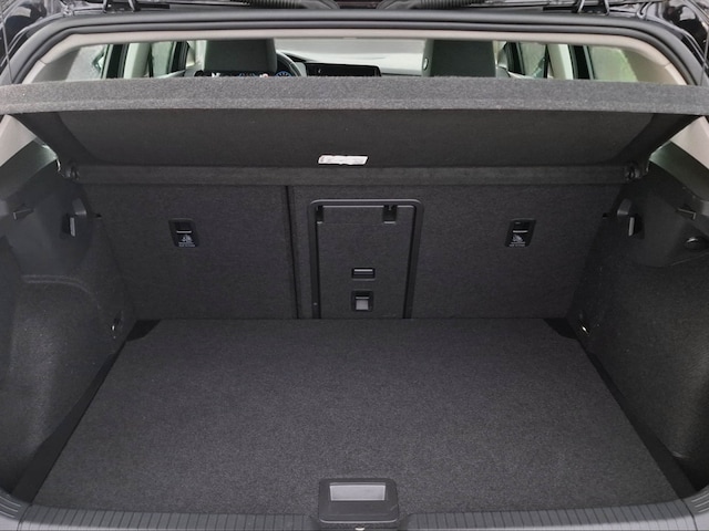 Volkswagen Golf 1.5 eTSI DSG Style