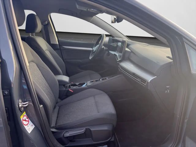 Volkswagen Golf 1.5 eTSI DSG Golf VIII Plus