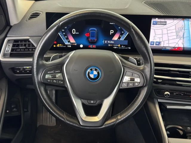 BMW 320 320e Touring