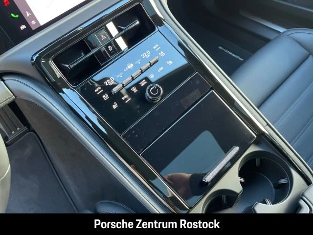 Porsche Panamera 4 E-Hybrid