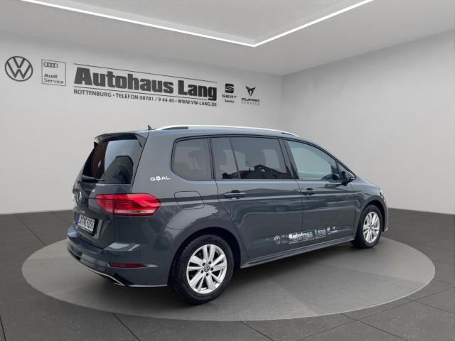 Volkswagen Touran 1.5 TSI Comfortline DSG R-Line