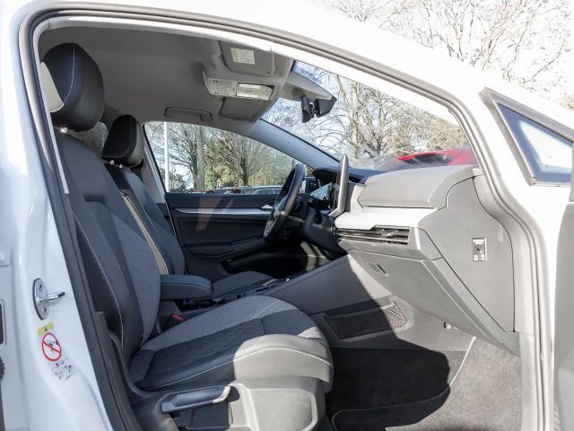 Volkswagen Golf 1.5 eTSI DSG Golf VIII Variant