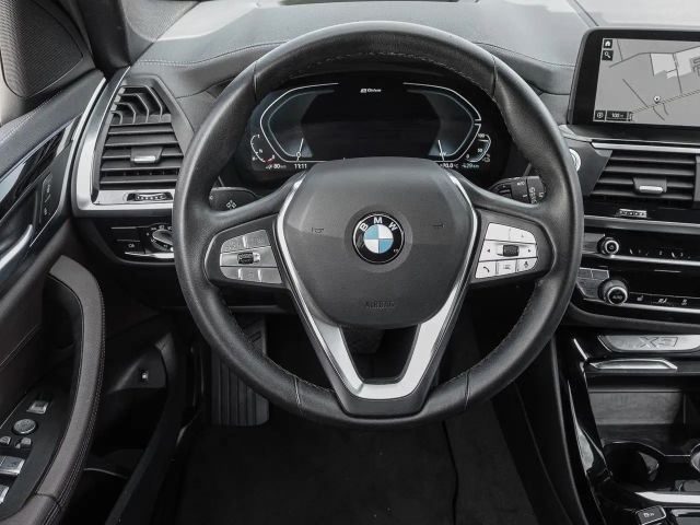 BMW X3 xDrive30e