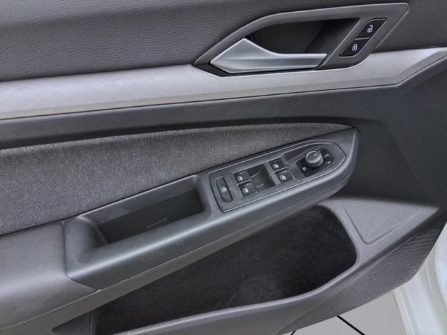 Volkswagen Golf 2.0 TDI DSG Life Variant