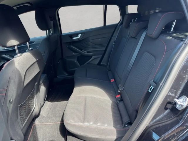 Ford Focus EcoBoost ST Line Wagon