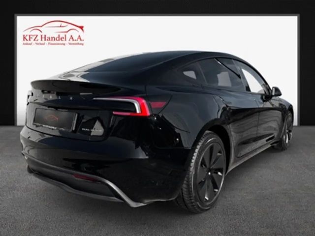 Tesla Model 3 AWD Dual Motor Long Range