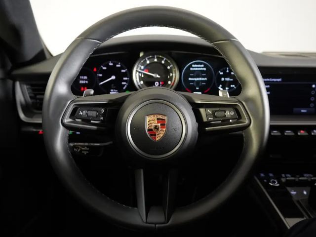 Porsche 911 992 Carrera Coupé