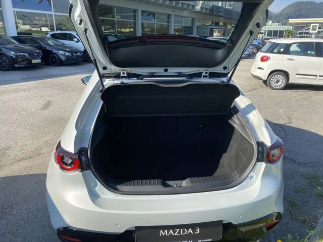 Mazda 3 4WD SkyActiv