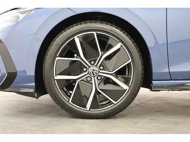 Volkswagen Golf 2.0 TDI DSG Golf VIII R-Line