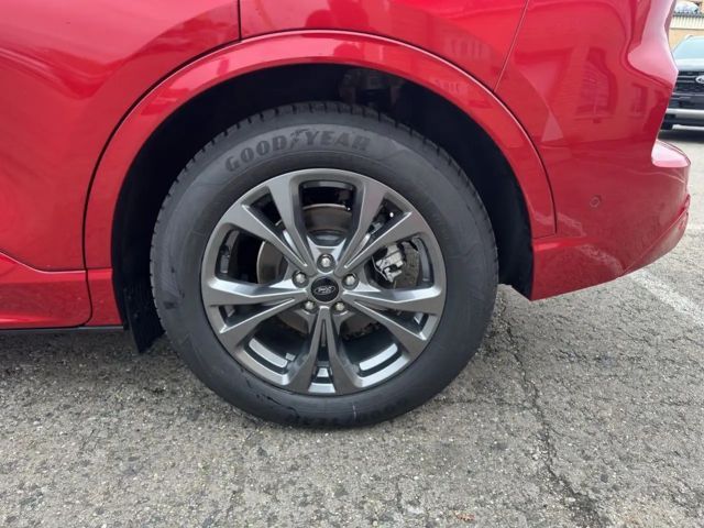 Ford Kuga EcoBoost ST Line