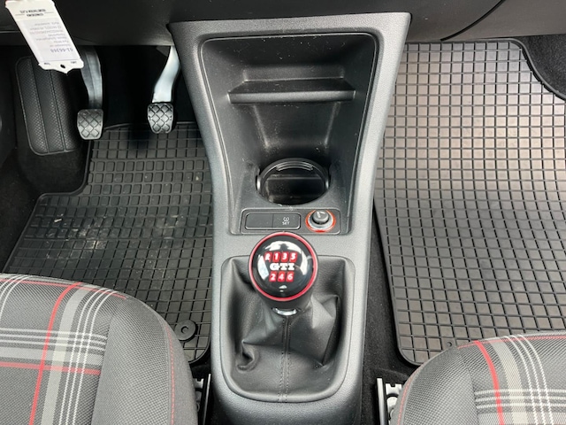 Volkswagen up! 1.0 TSI GTI