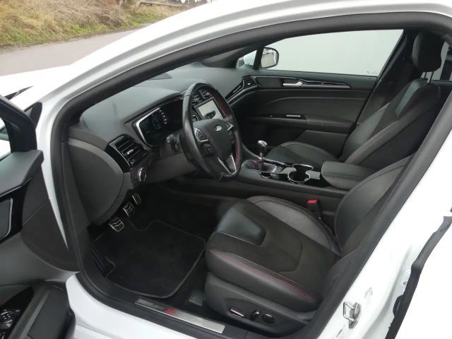 Ford Mondeo ST Line Wagon