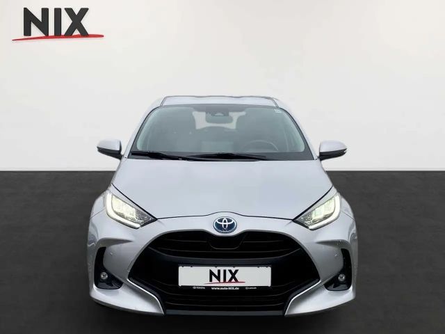 Toyota Yaris Hatchback Hybride Team D