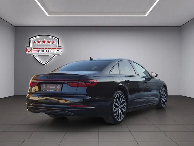 Audi A8 60 TFSI S-Line
