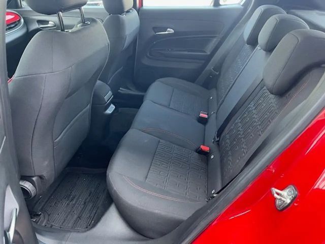 Fiat 600e Elektro (RED) 54 kWh *Tempomat*Klima*18.500km*