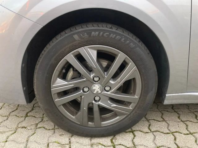 Peugeot 208 Active Pack PureTech