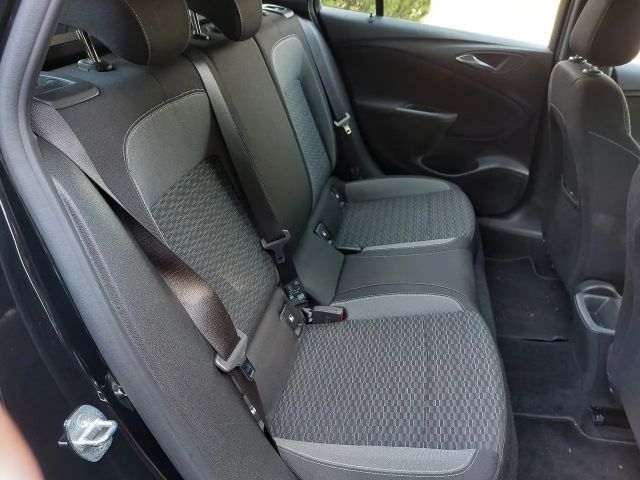 Opel Astra Business Sports Tourer