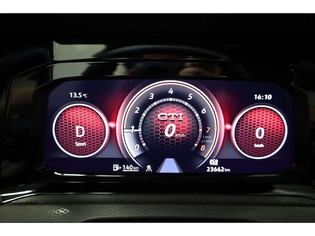 Volkswagen Golf 2.0 TSI