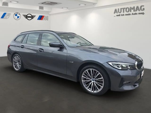 BMW 320 320e Sport Line