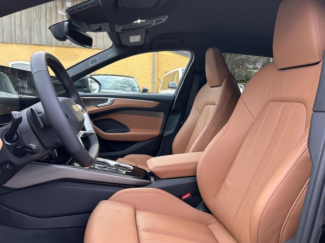 Audi A6 Avant Quattro S-Tronic