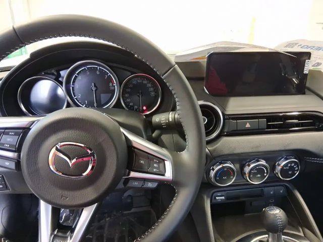 Mazda MX-5 SkyActiv