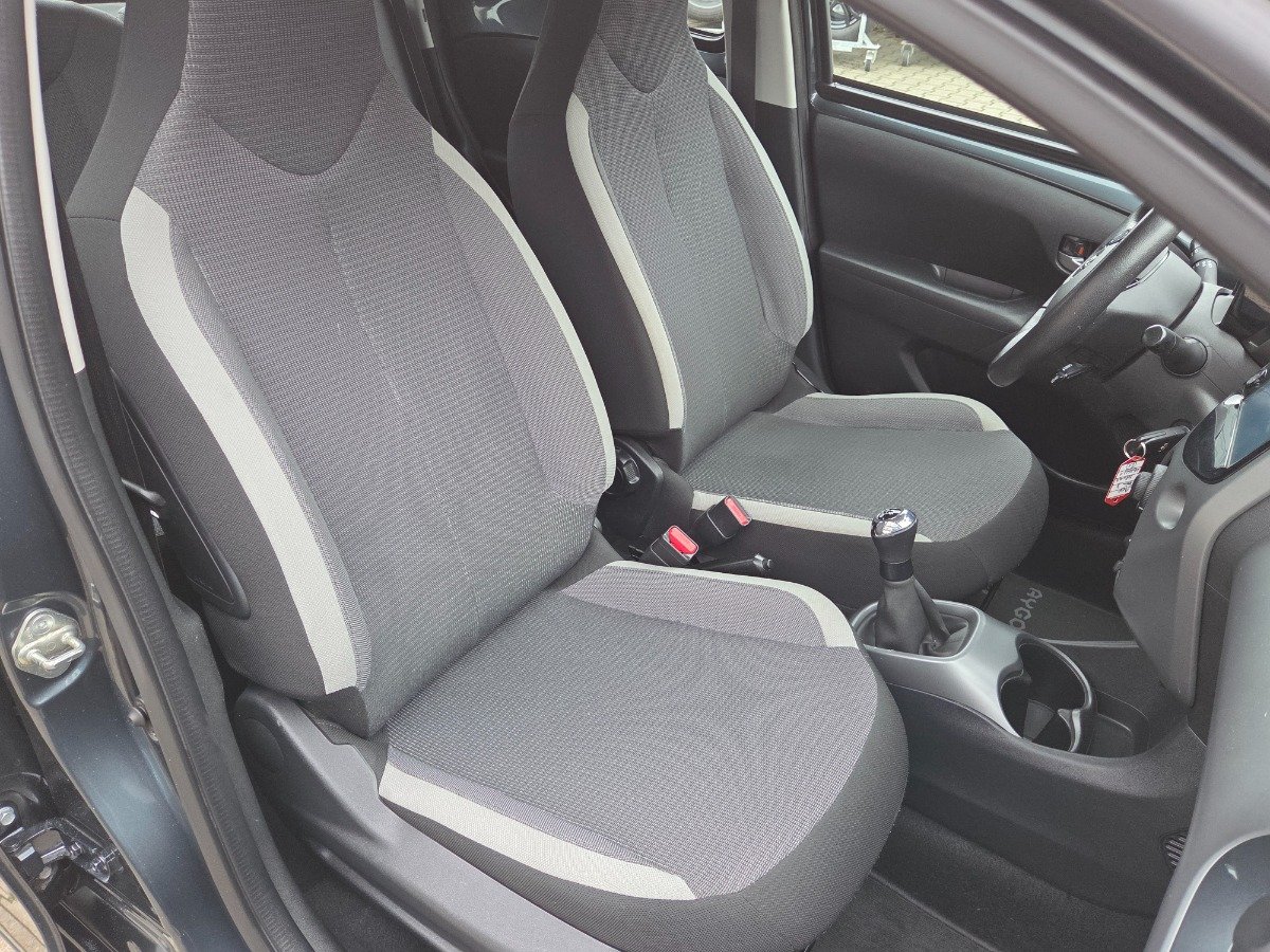 Toyota Aygo 5-deurs Play X-play