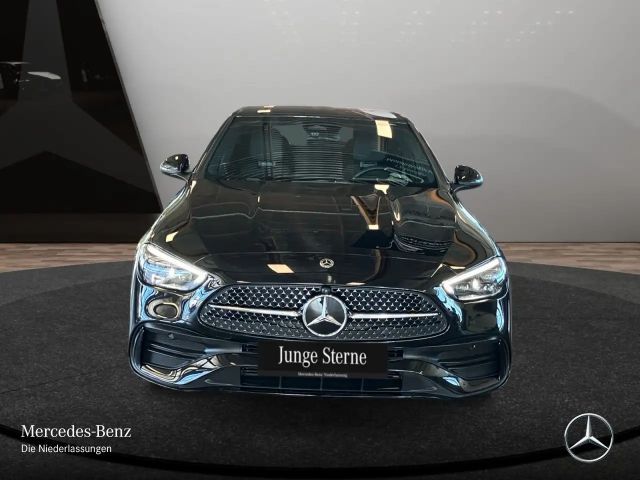 Mercedes-Benz C 200 AMG Line Sedan