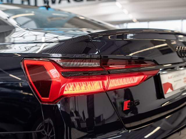 Audi S6 Quattro Sedan